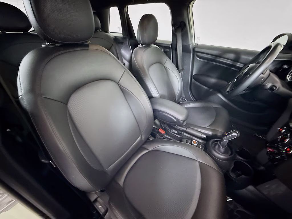 2020 Pepper White MINI Cooper Oxford Edition FWD Hatchback