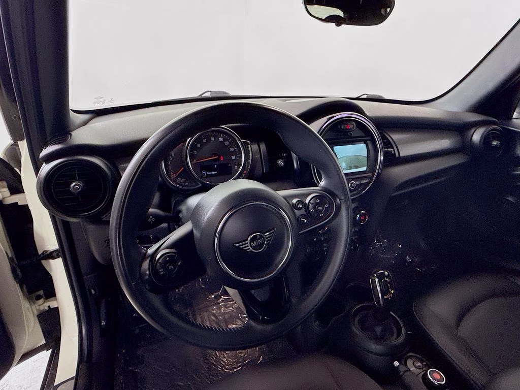 2020 Pepper White MINI Cooper Oxford Edition FWD Hatchback