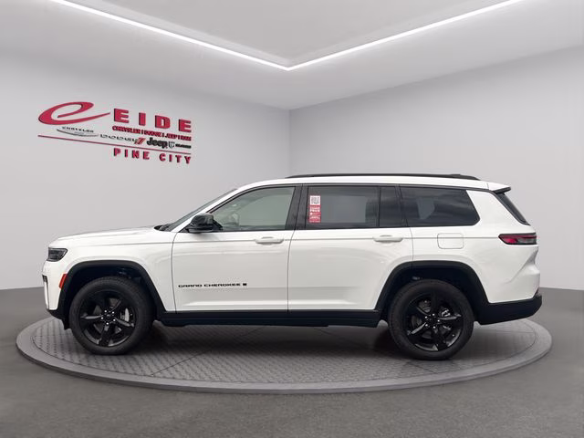 2026 Bright White Clearcoat Jeep Grand Cherokee L Limited 4X4 SUV