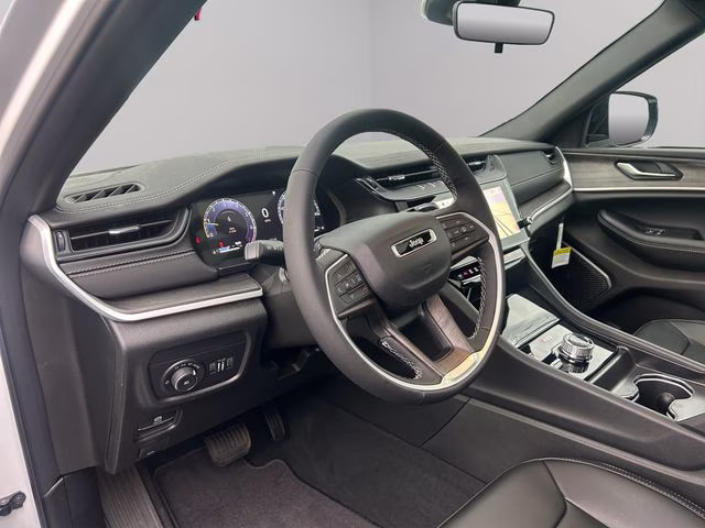 2026 Bright White Clearcoat Jeep Grand Cherokee L Limited 4X4 SUV