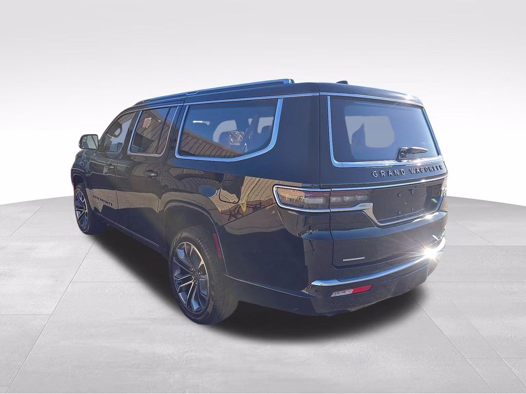 2023 Diamond Black Crystal Pearlcoat Jeep Grand Wagoneer L Series III 4X4 SUV
