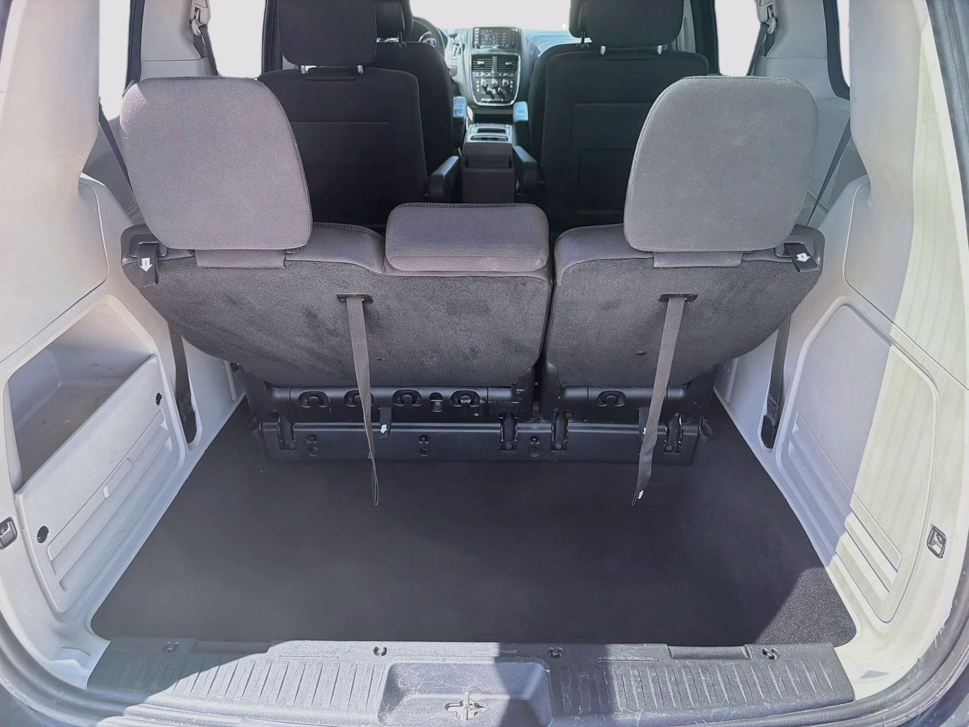 2018 Granite Pearlcoat Dodge Grand Caravan SE FWD Van
