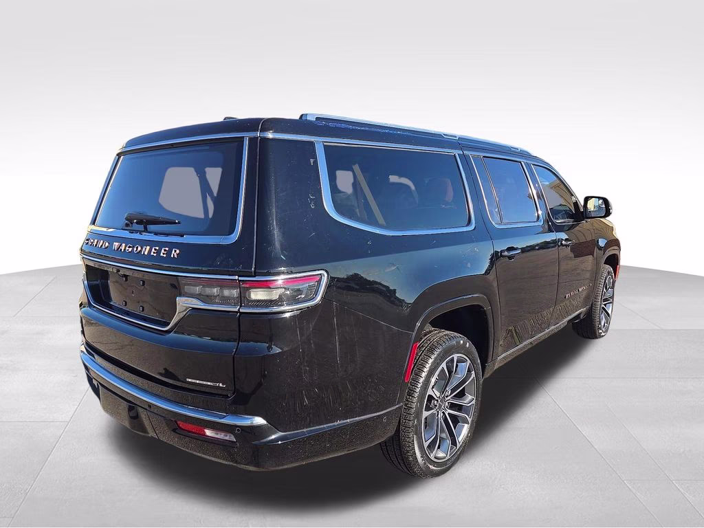2023 Diamond Black Crystal Pearlcoat Jeep Grand Wagoneer L Series III 4X4 SUV