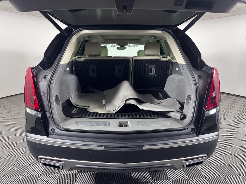 2025 Stellar Black Metallic Cadillac XT5 Premium Luxury FWD SUV