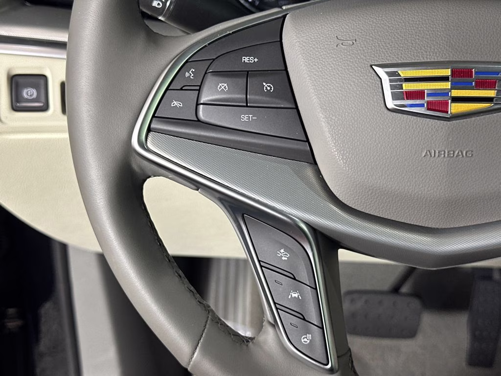 2025 Stellar Black Metallic Cadillac XT5 Premium Luxury FWD SUV