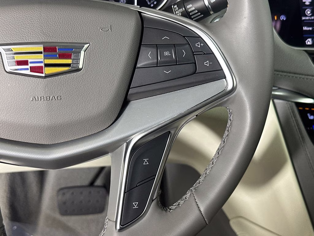 2025 Stellar Black Metallic Cadillac XT5 Premium Luxury FWD SUV
