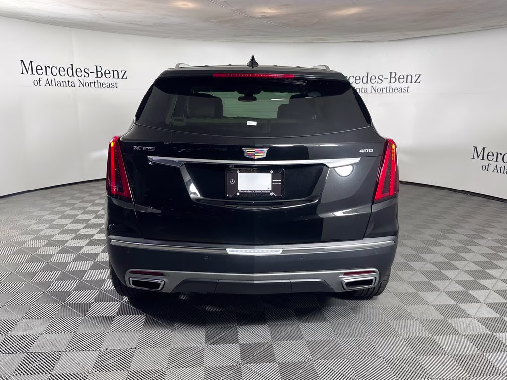 2025 Stellar Black Metallic Cadillac XT5 Premium Luxury FWD SUV