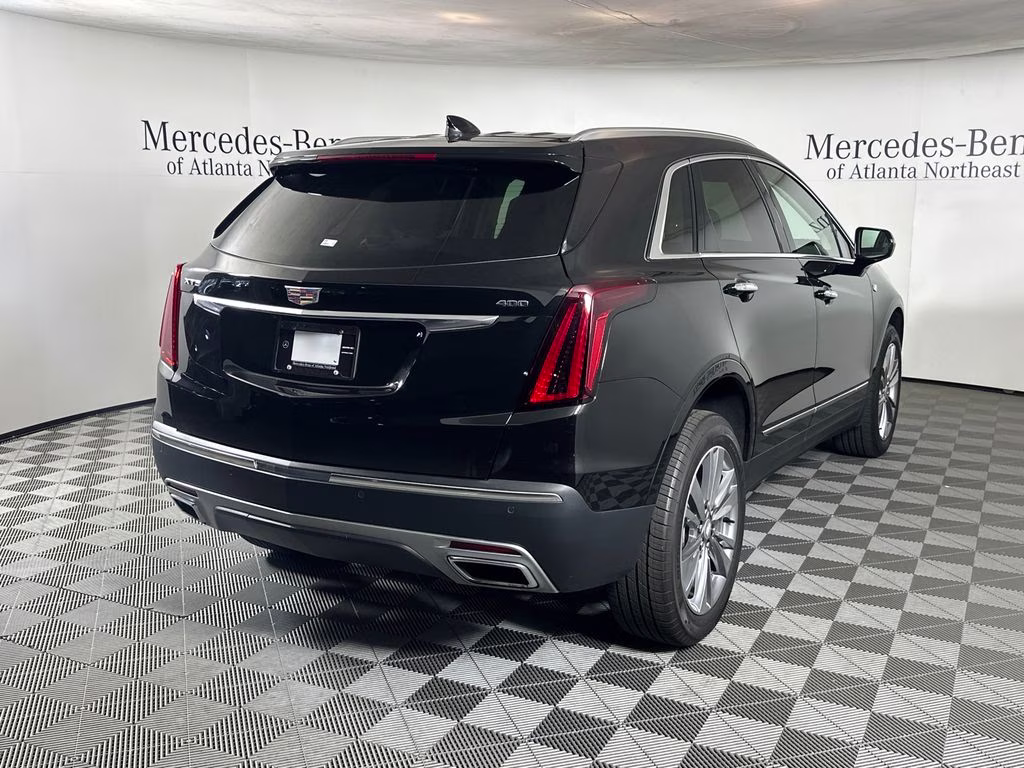 2025 Stellar Black Metallic Cadillac XT5 Premium Luxury FWD SUV