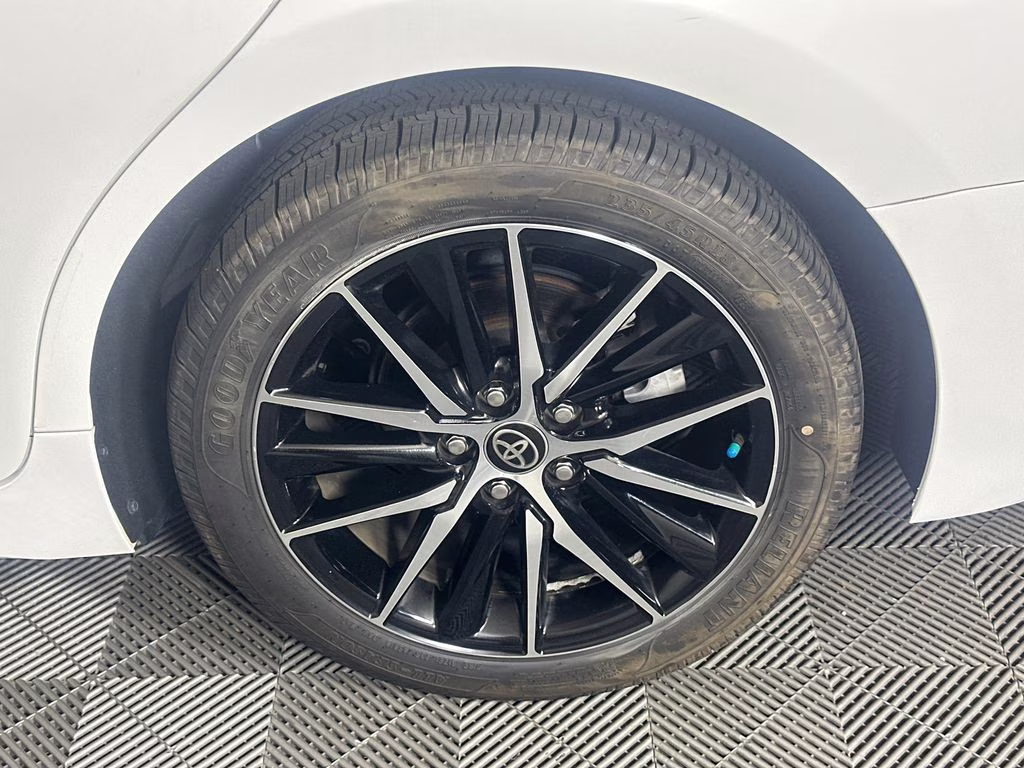 2023 Ice Cap Toyota Camry SE FWD Sedan