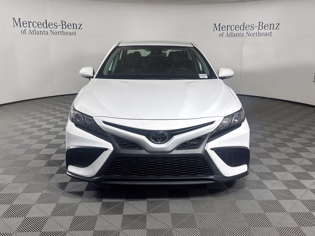 2023 Ice Cap Toyota Camry SE FWD Sedan