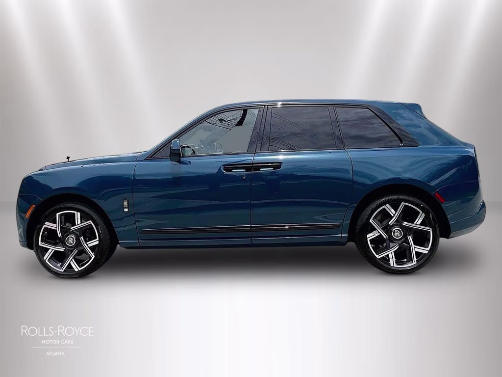 2027 Mustique Blue Rolls-Royce Black Badge Cullinan AWD SUV
