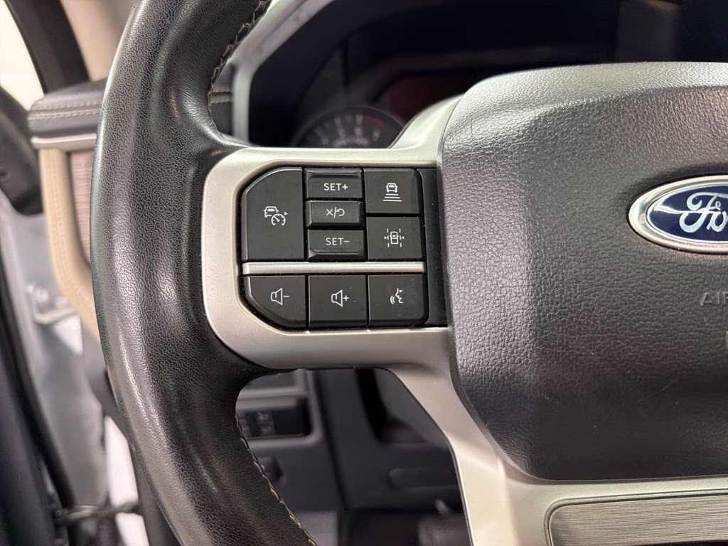2024 Oxford White Ford Expedition Limited RWD SUV