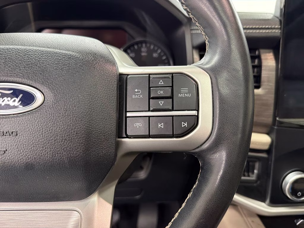 2024 Oxford White Ford Expedition Limited RWD SUV