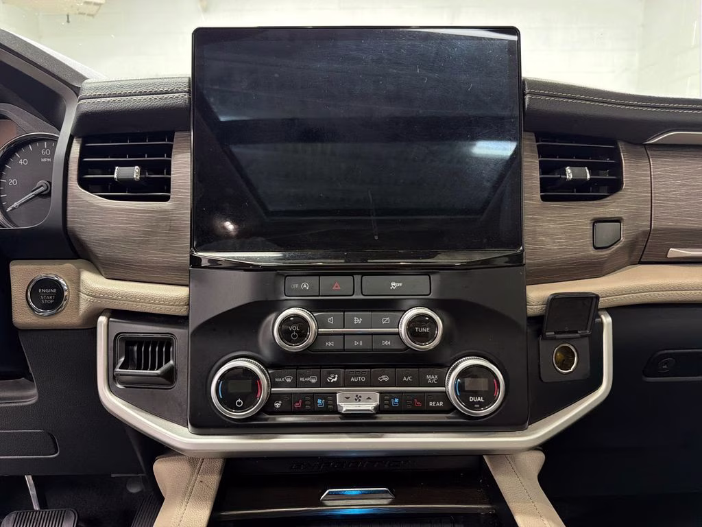 2024 Oxford White Ford Expedition Limited RWD SUV