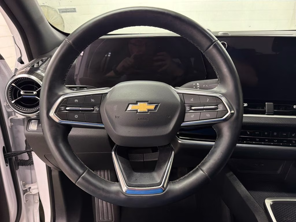 2026 Polar White Tricoat Chevrolet Equinox LT FWD SUV