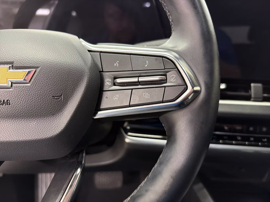 2026 Polar White Tricoat Chevrolet Equinox LT FWD SUV