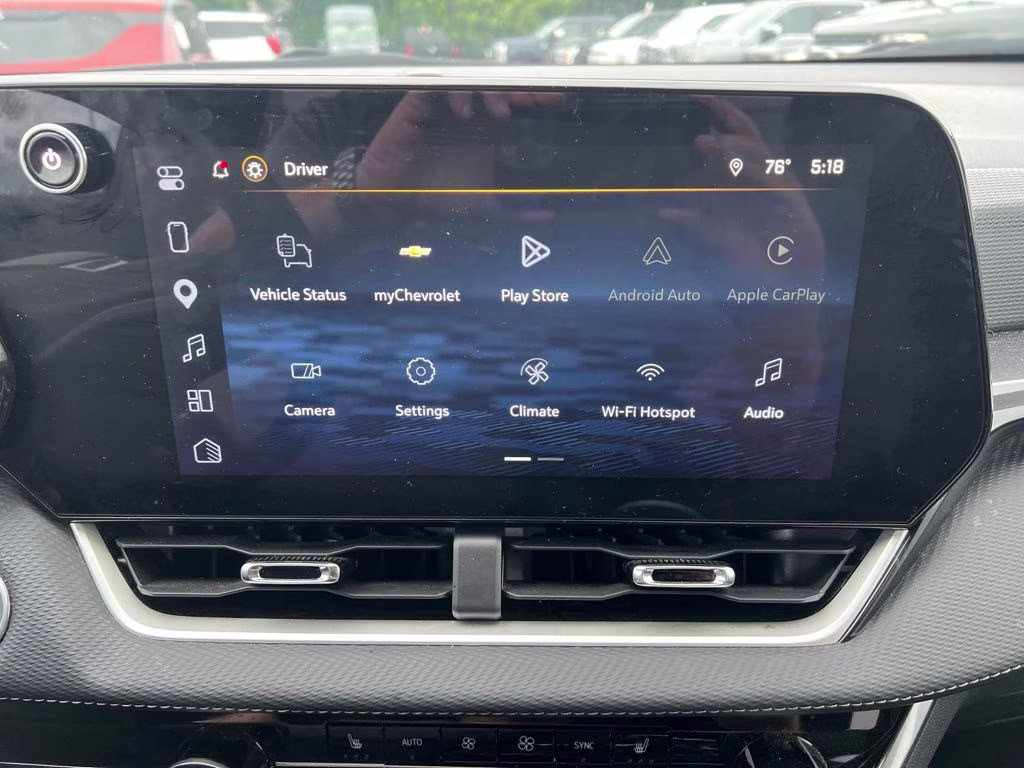 2026 Polar White Tricoat Chevrolet Equinox LT FWD SUV