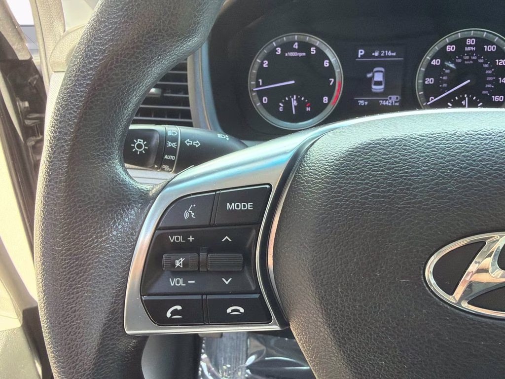 2018 Phantom Black Hyundai Sonata SE FWD Sedan