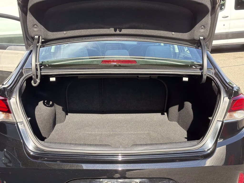 2018 Phantom Black Hyundai Sonata SE FWD Sedan