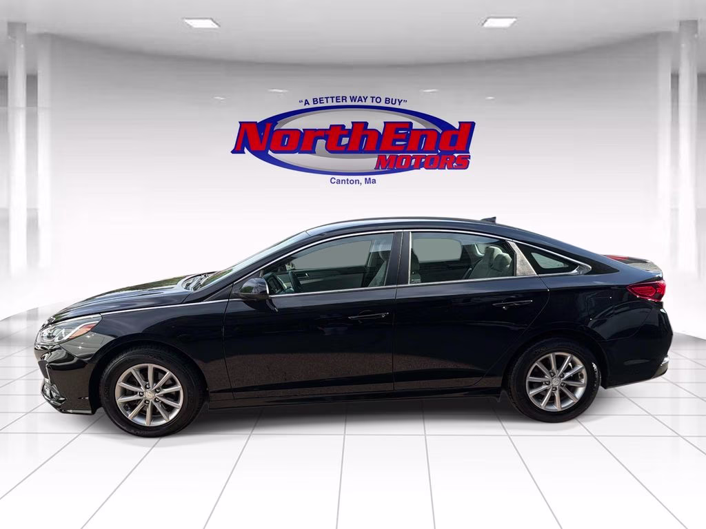 2018 Phantom Black Hyundai Sonata SE FWD Sedan