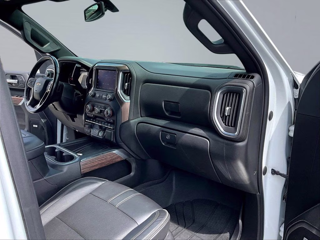 2022 Summit White Chevrolet Silverado 3500HD High Country 4X4 Truck
