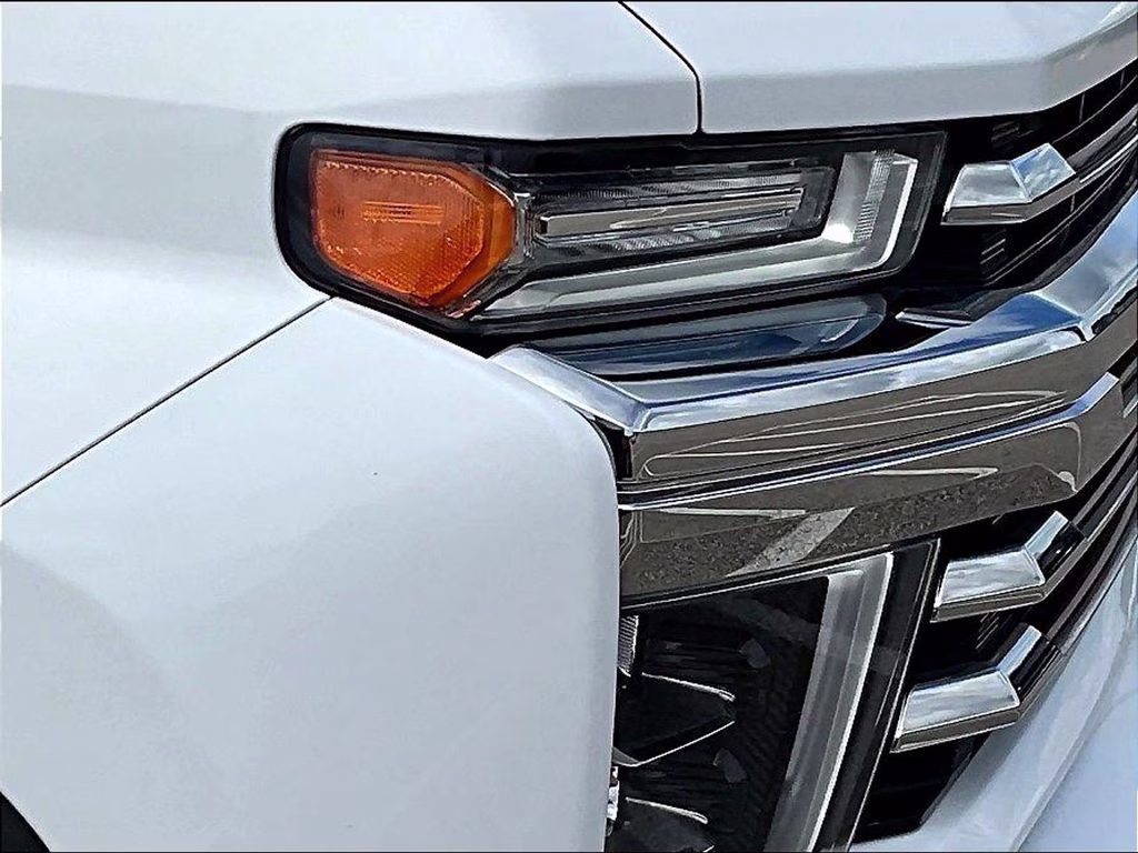 2022 Summit White Chevrolet Silverado 3500HD High Country 4X4 Truck