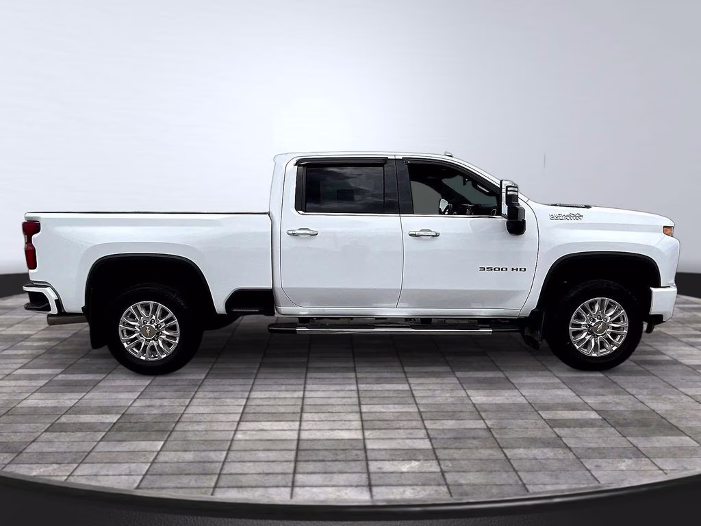 2022 Summit White Chevrolet Silverado 3500HD High Country 4X4 Truck