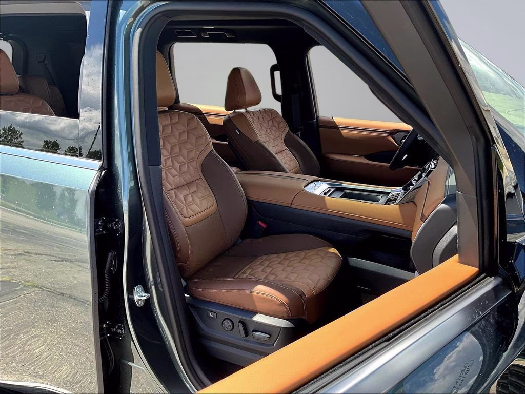2026 Alpine Metallic Nissan Armada Platinum Reserve 4X4 SUV
