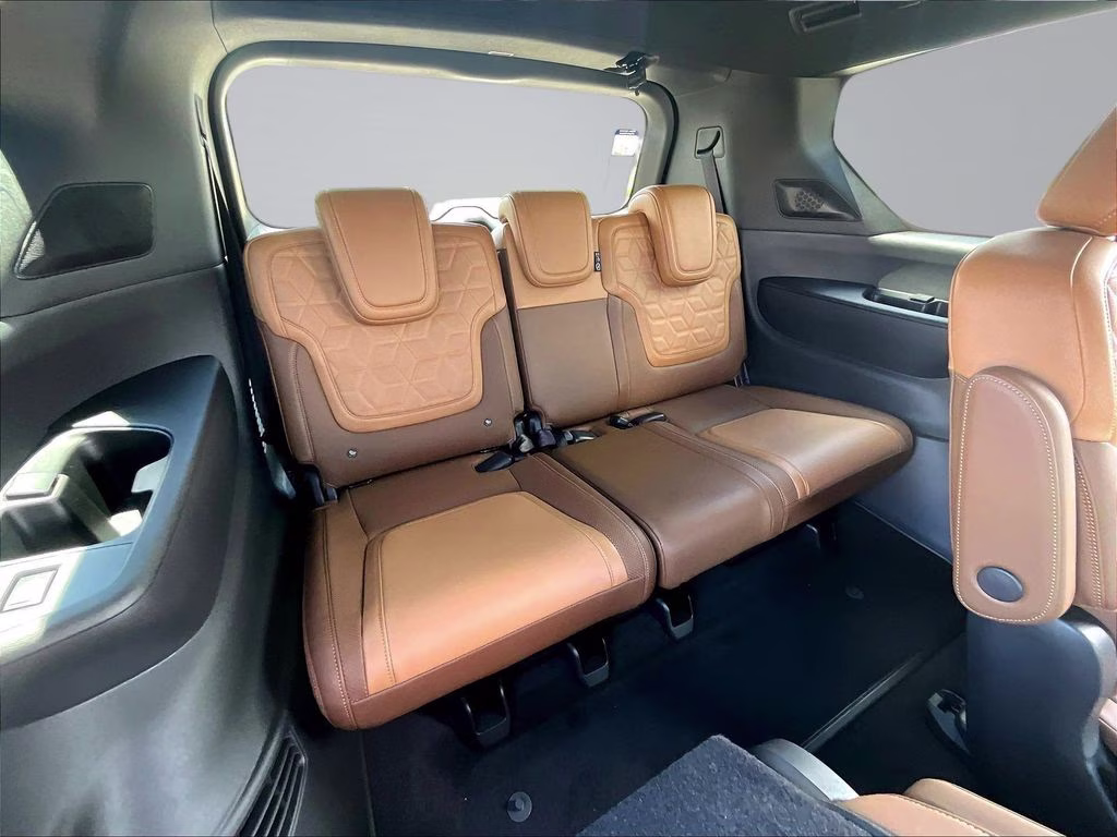 2026 Alpine Metallic Nissan Armada Platinum Reserve 4X4 SUV