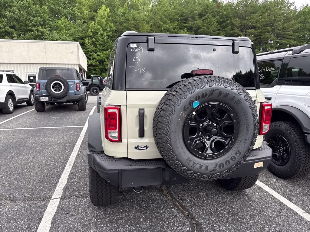 2026 Tan Ford Bronco Big Bend 4X4 SUV