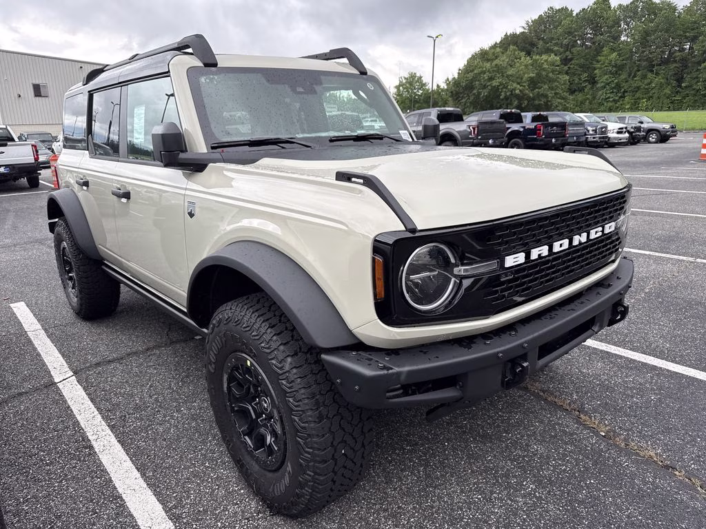 2026 Tan Ford Bronco Big Bend 4X4 SUV