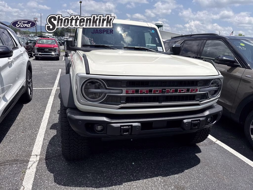 2026 Wimbledon White Ford Bronco Outer Banks 4X4 SUV