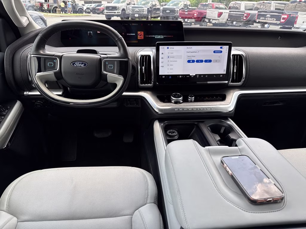 2025 Blue Metallic Ford Expedition Platinum 4X4 SUV