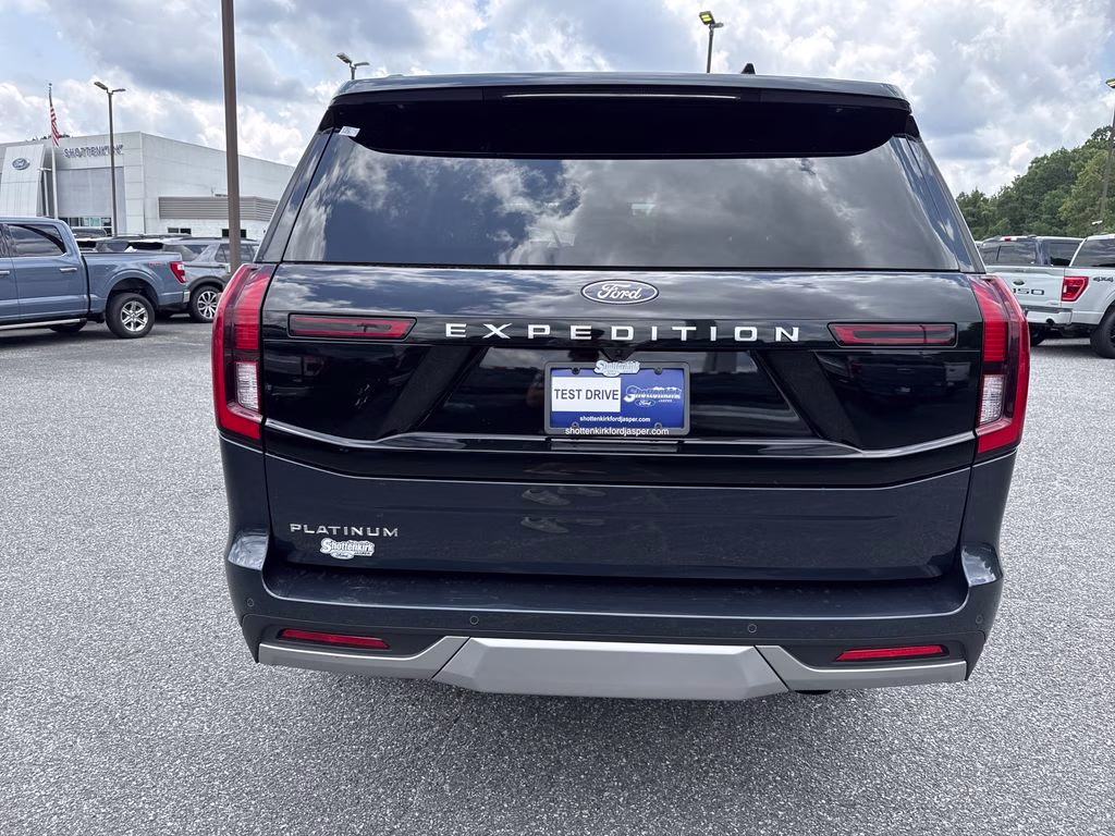 2025 Blue Metallic Ford Expedition Platinum 4X4 SUV