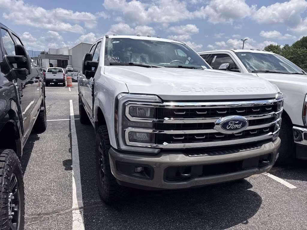 2026 Oxford White Ford Super Duty F-250 SRW King Ranch 4X4 Truck