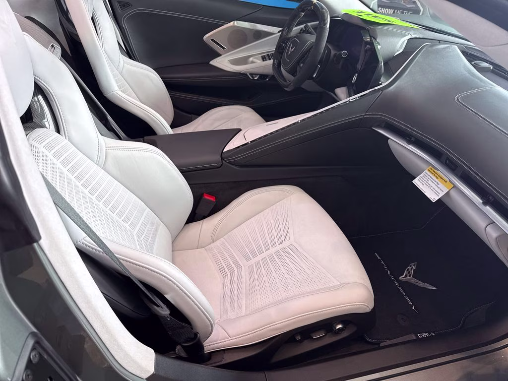 2023 Hypersonic Gray Metallic Chevrolet Corvette Stingray RWD Convertible