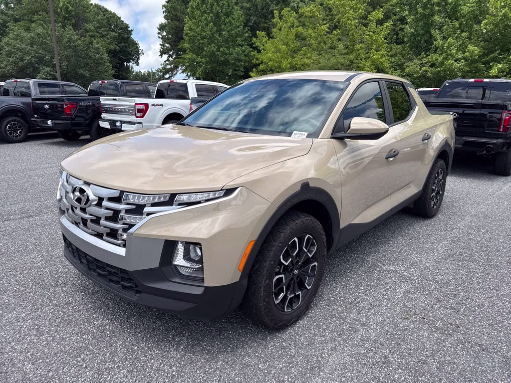 2023 California Sand Hyundai Santa Cruz SE AWD Truck