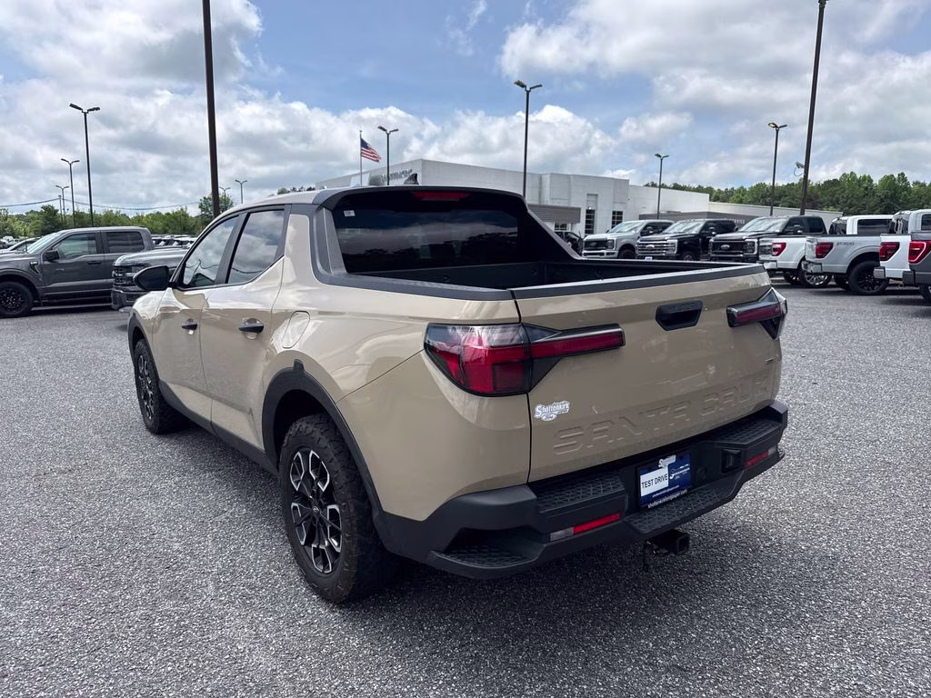 2023 California Sand Hyundai Santa Cruz SE AWD Truck