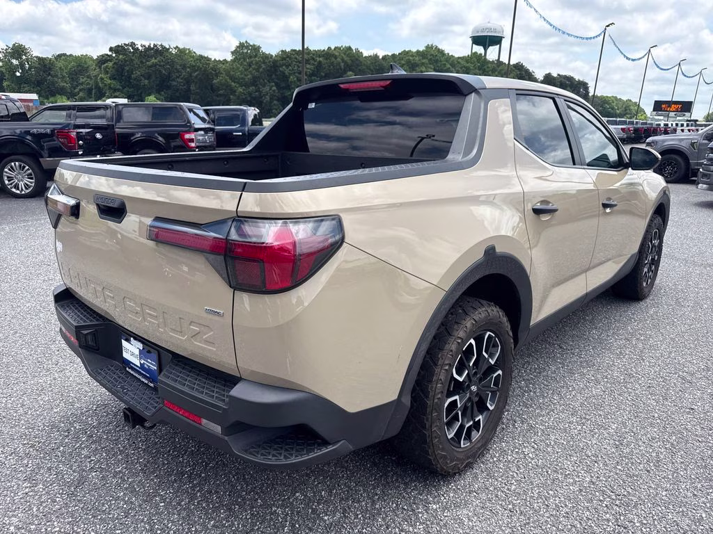 2023 California Sand Hyundai Santa Cruz SE AWD Truck