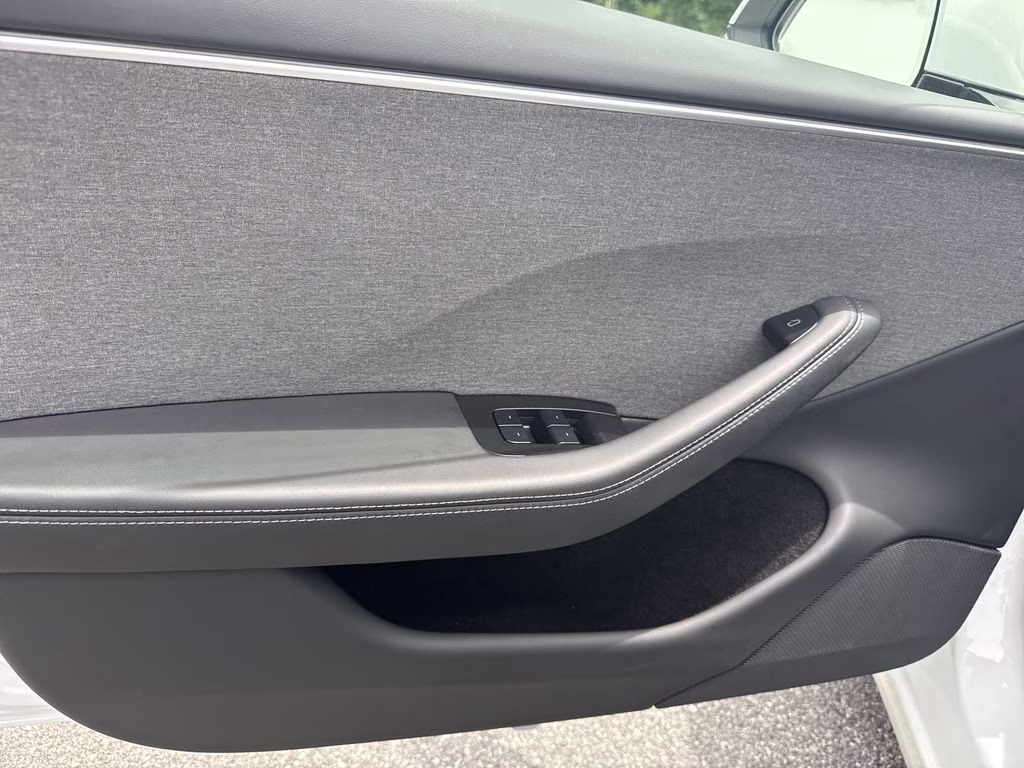 2025 Pearl White Multi-Coat Tesla Model 3 Long Range RWD Sedan