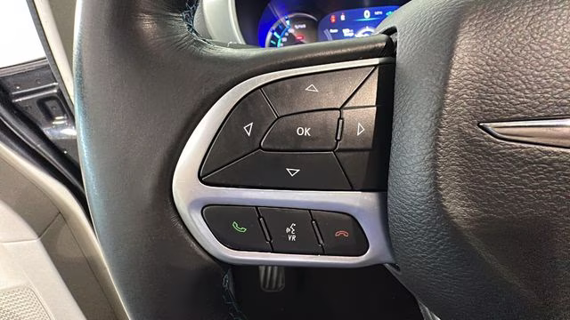 2021 Brilliant Black Crystal Pearlcoat Chrysler Pacifica Hybrid Touring L FWD Van