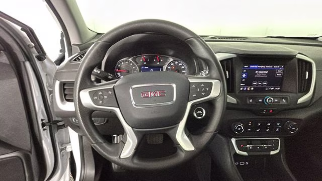 2023 Summit White GMC Terrain SLE FWD SUV