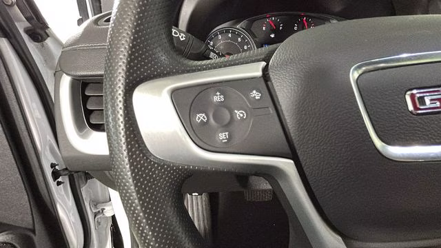 2023 Summit White GMC Terrain SLE FWD SUV