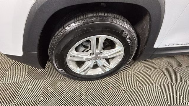 2023 Summit White GMC Terrain SLE FWD SUV