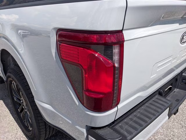2026 Avalanche Ford F-150 XLT RWD Truck