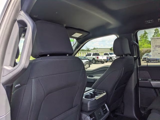 2026 Avalanche Ford F-150 XLT RWD Truck