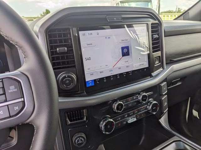 2026 Avalanche Ford F-150 XLT RWD Truck