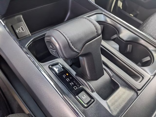 2026 Avalanche Ford F-150 XLT RWD Truck
