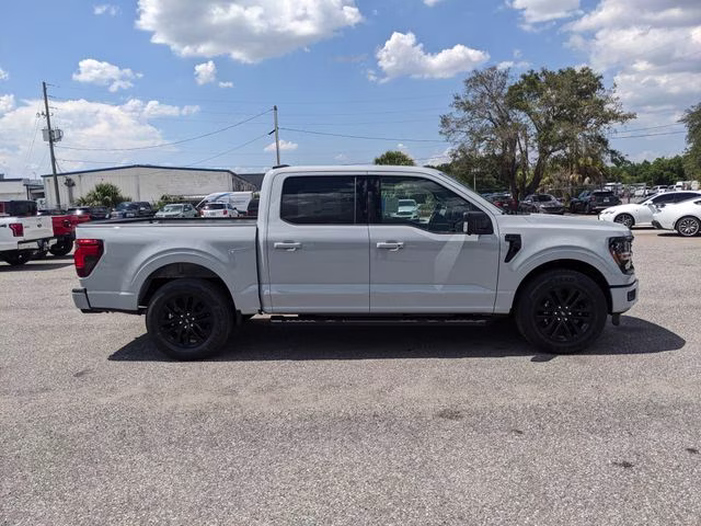 2026 Avalanche Ford F-150 XLT RWD Truck