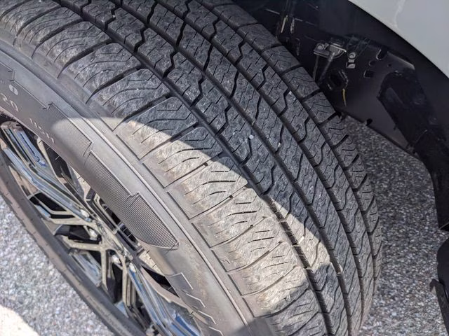 2026 Avalanche Ford F-150 XLT RWD Truck